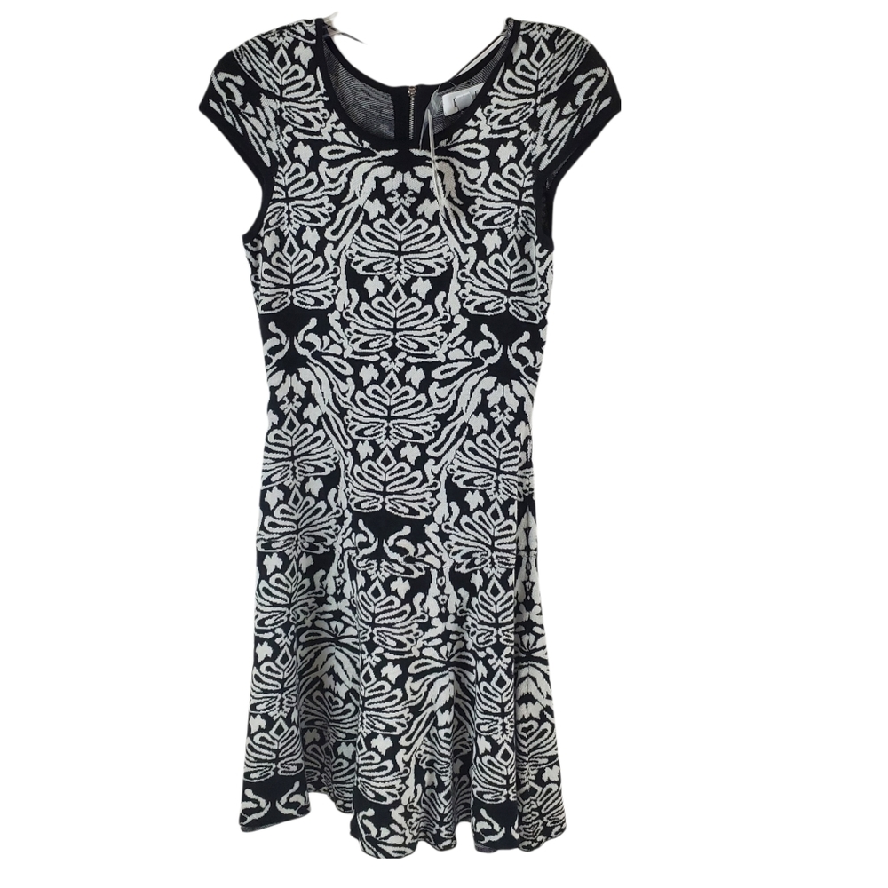 Elle sweater dress fit flare look Small